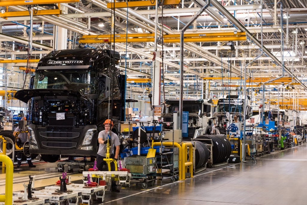 Завод Volvo Group в Калуге отметил свое 10-летие