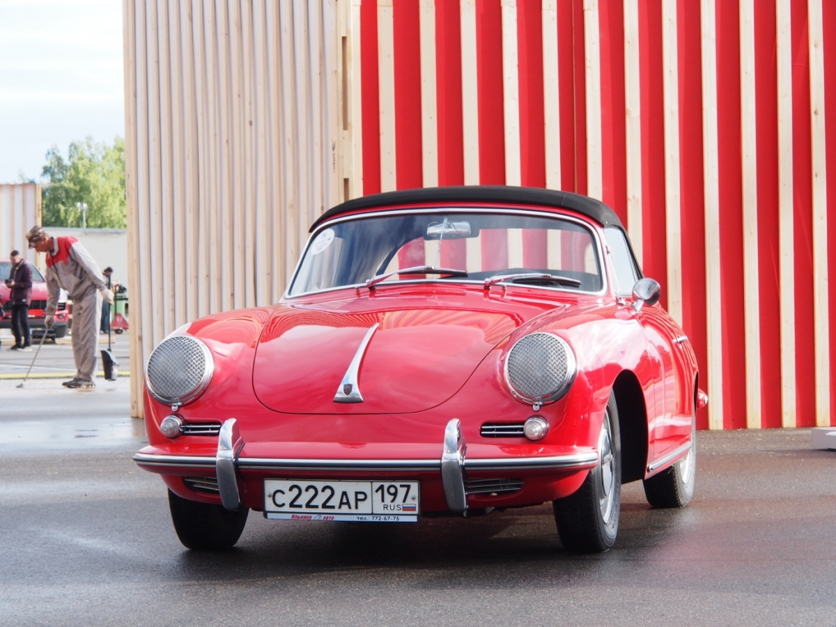70 лет Porsche отпраздновали в Москве