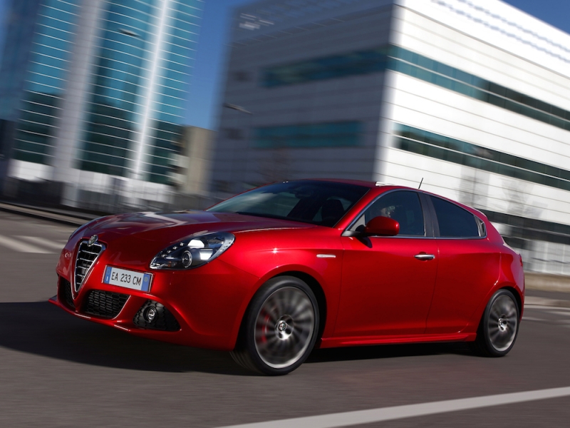 Alfa Romeo объявляет о старте продаж Giulietta 2015 модельного года