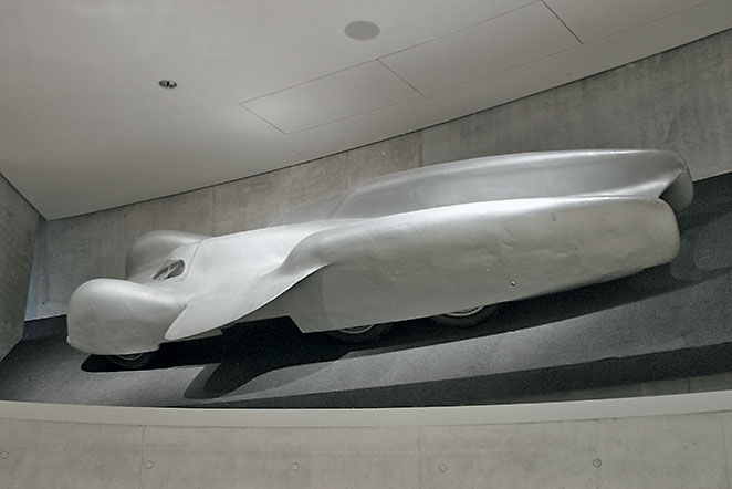 Спираль времени: музей Mercedes-Benz в Штутгарте