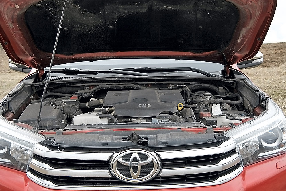 Тест-драйв Toyota Hilux. Прежним курсом