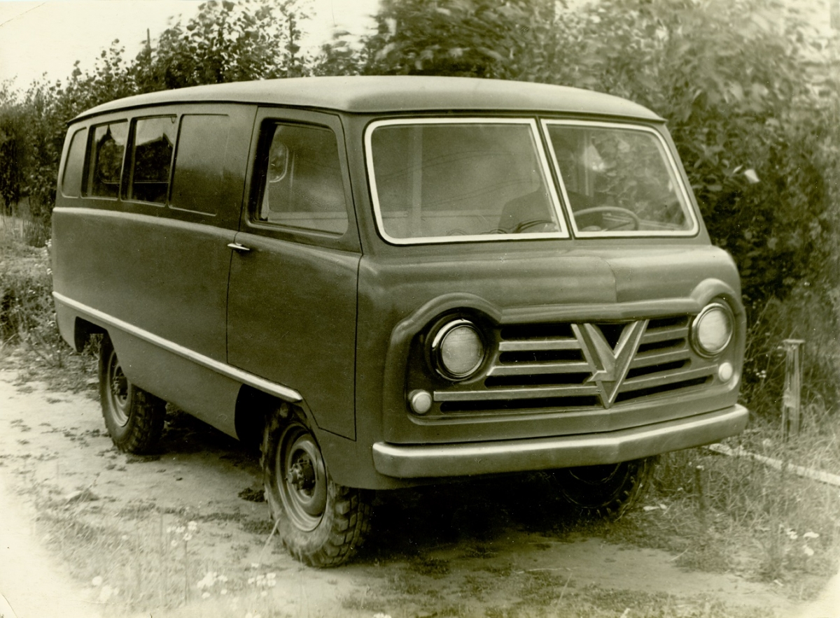Юбилей УАЗ-450: 60 лет «Буханке»