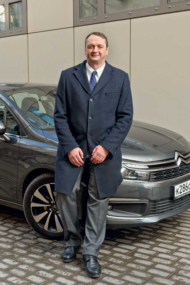 управляющий директор марок Peugeot, Citroen и DS Александр Мигаль