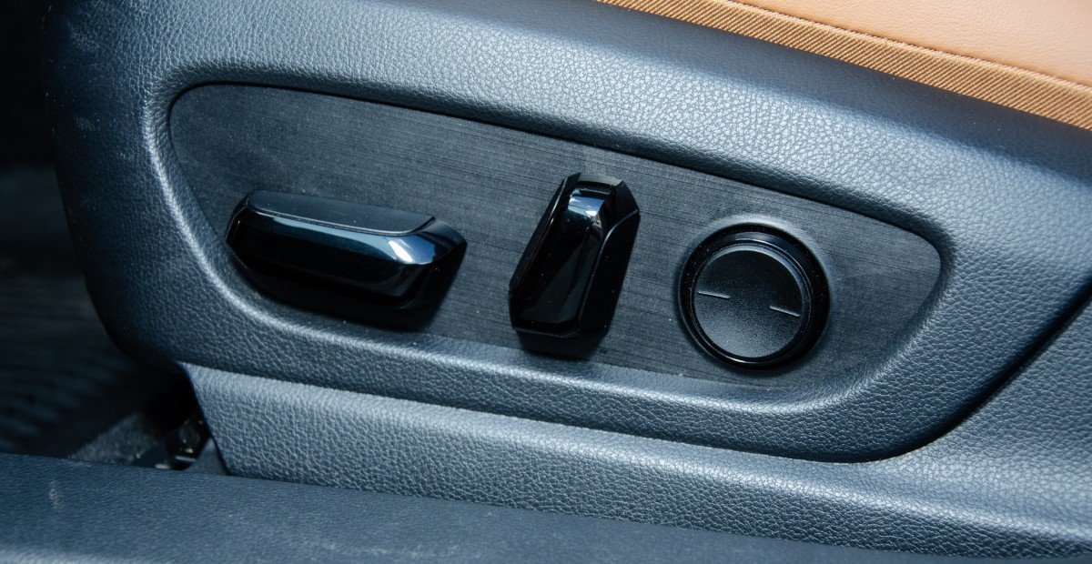 Lexus UX 200: три мнения водителей о самом маленьком кроссоверы «Лексус»