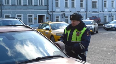 В Москве «маршрутка» вновь в эпицентре аварии: погиб человек