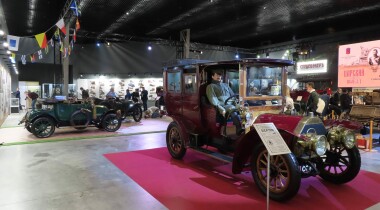 «Моторы войны»: какие редкие машины и уникальную технику показали на выставке за Рогожской заставой
