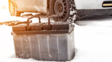 Первый снег и гололед: о чем нужно помнить водителю