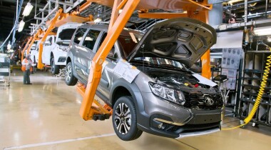 «Это катастрофа»: производство легковых автомобилей в России рухнуло на 72%