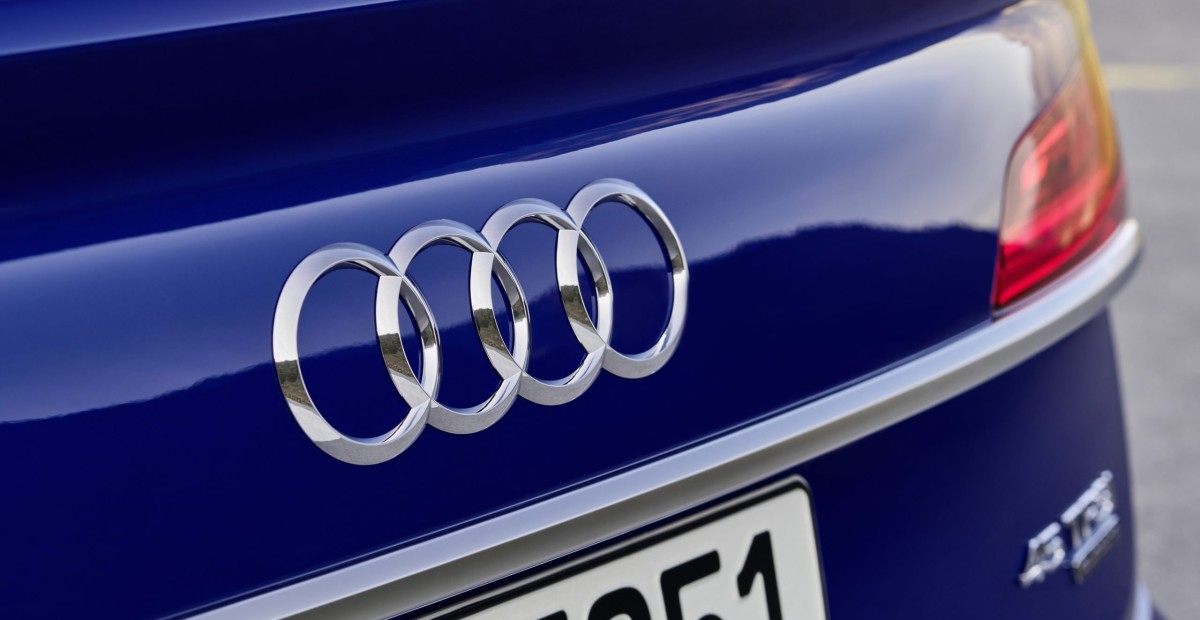 Audi объявил цены на новый купе-кроссовер Q5 Sportback