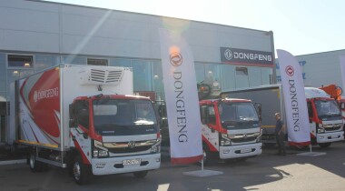 В России начались продажи среднетоннажных грузовиков Dongfeng