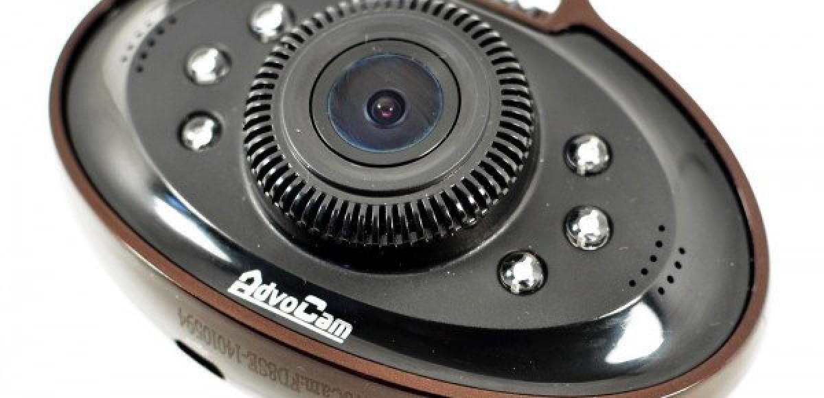 AdvoCam-FD8 SE: регистратор, предупредит о камерах и поможет избежать ДТП