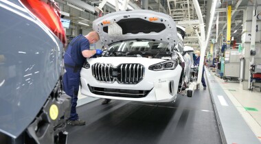 Обновленный BMW 8-series: названы цены для России