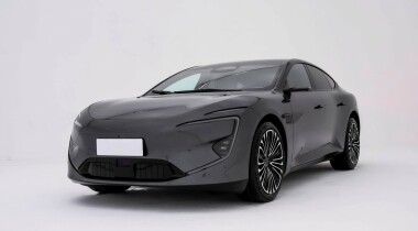 Сколотивший состояние на одежде миллиардер приобрел долю в Aston Martin