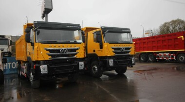 Выручающий Годзилла: в Москве восстановлен уникальный грузовик-трансформер «МазЗил»