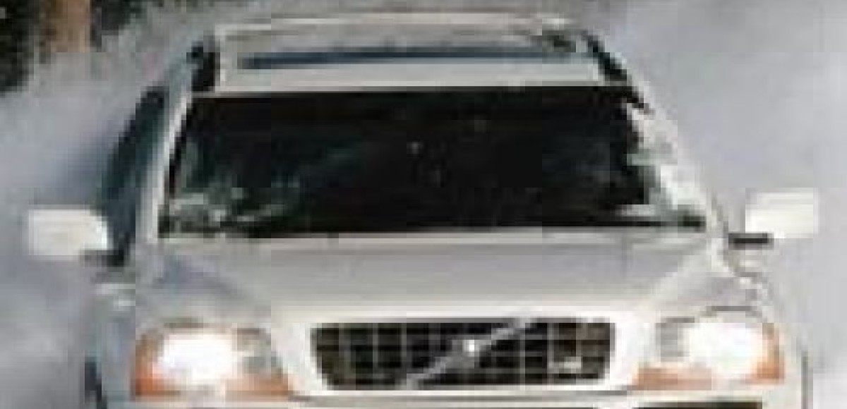 Volvo XC90 V8. Белыми нитками