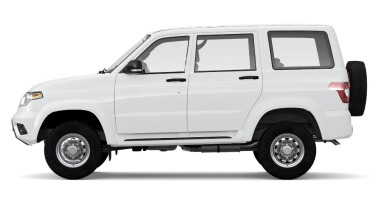Три конца: новый Jeep Grand Cherokee L продают в России с огромной наценкой