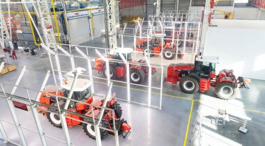 В России открылся новый тракторный завод