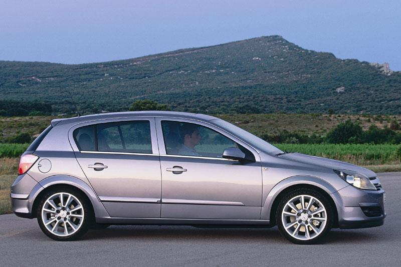 Отзывы владельцев. Opel Astra