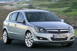 Отзывы владельцев. Opel Astra с панорамной крышей