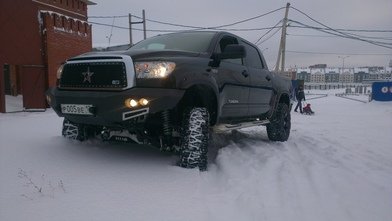 Toyota Tundra. Отзывы владельцев