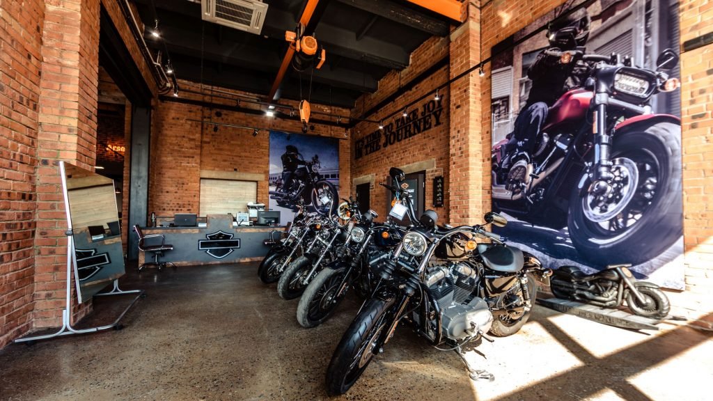 Двойное новоселье Harley-Davidson в Санкт-Петербурге
