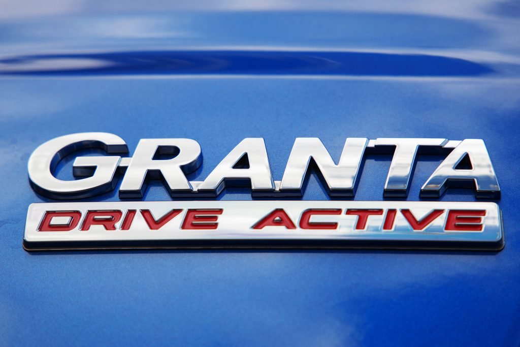 Тест-драйв Lada Granta Drive Active. Дорогая Granta