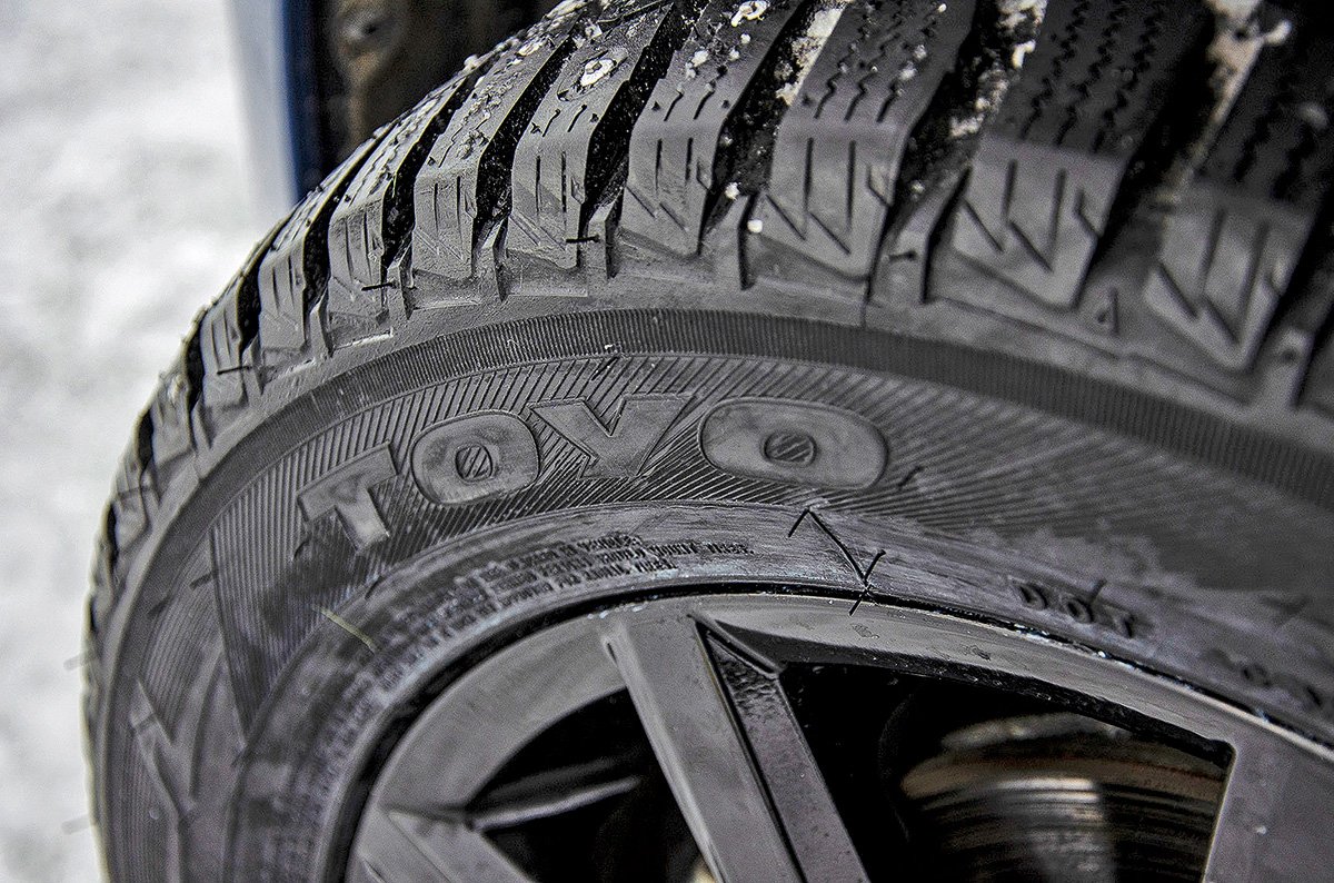 Школа водительского мастерства Toyo Tires. Как правильно ездить на машине зимой — советы эксперта