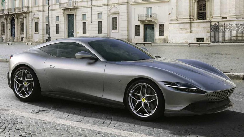 Новый Ferrari Roma: купе на базе Portofino