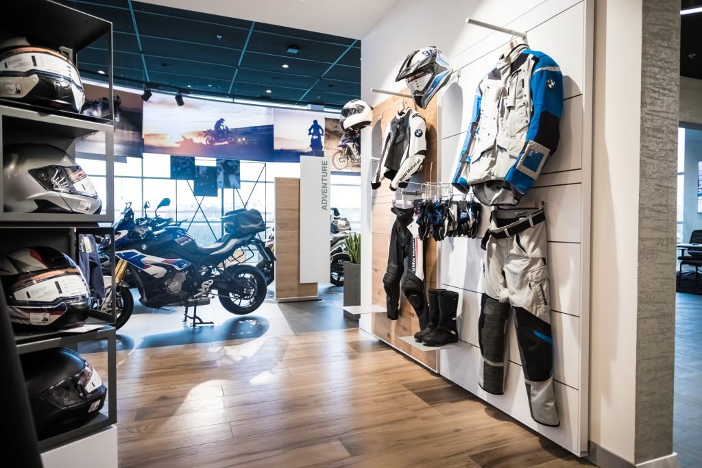 «АВИЛОН» открыл первый в России шоу-рум BMW Motorrad с зоной Heritage