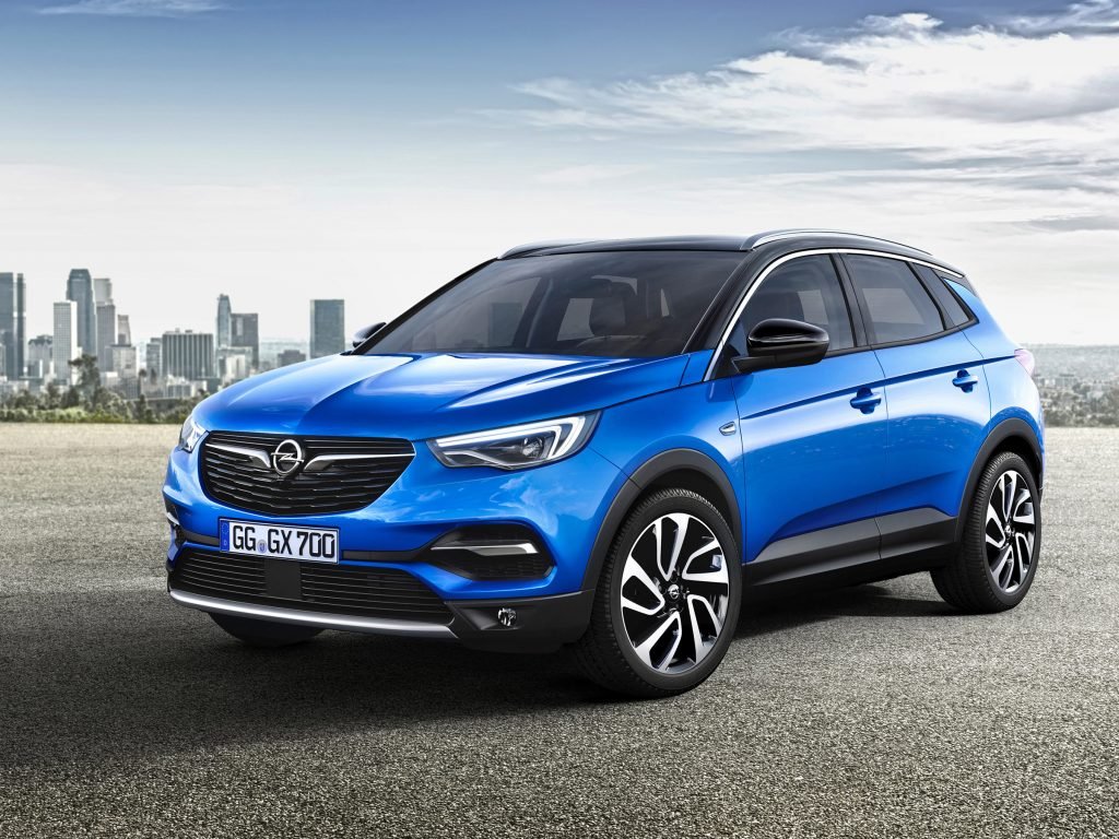 Кроссовер Opel и ещё 6 новинок российского рынка (цены известны)