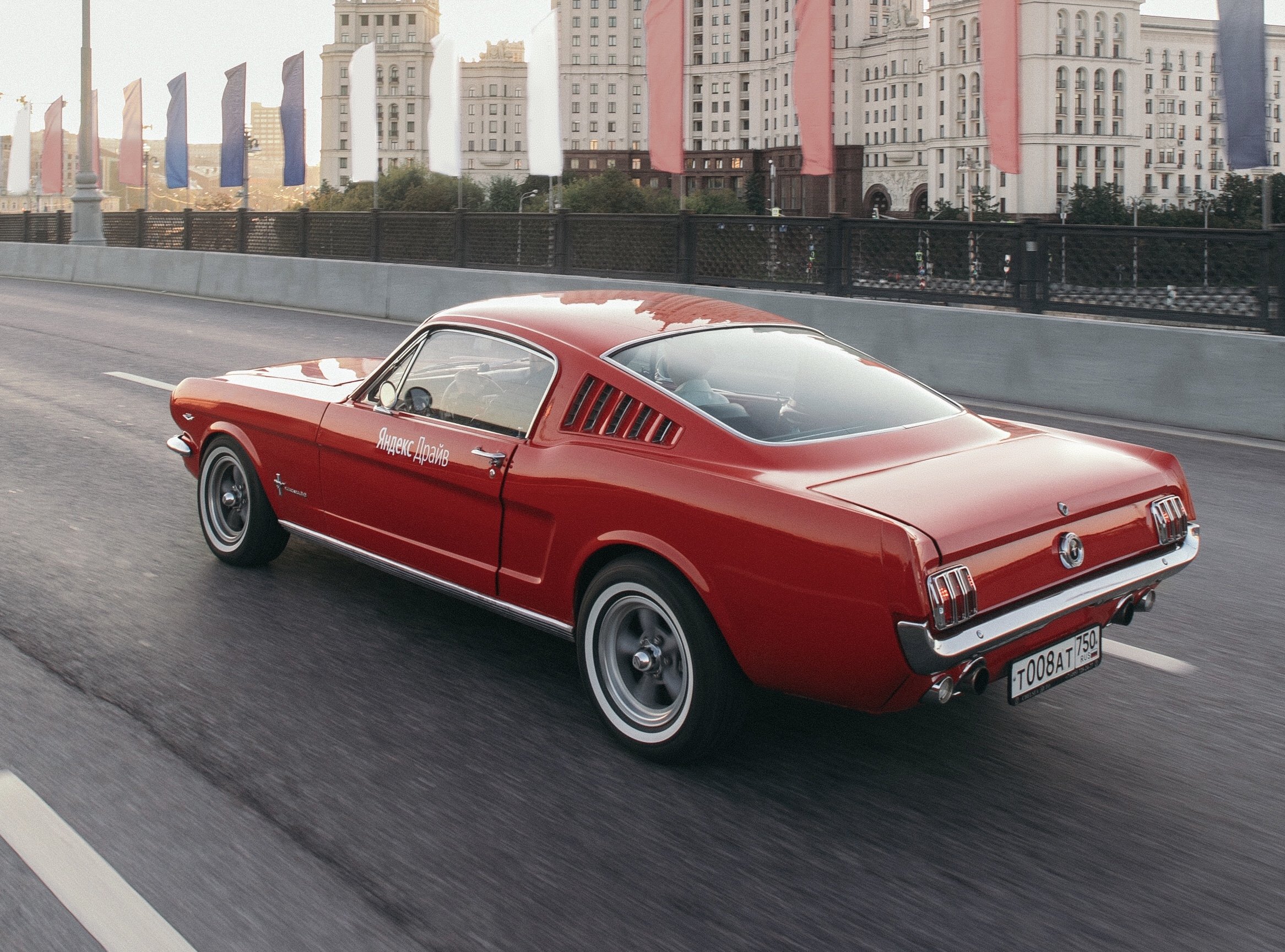 Форд мустанг москва. Ford Mustang 1965 каршеринг. Форд Мустанг 60-х. Ford Mustang 1960 каршеринг. Ford Mustang 1969 каршеринг.