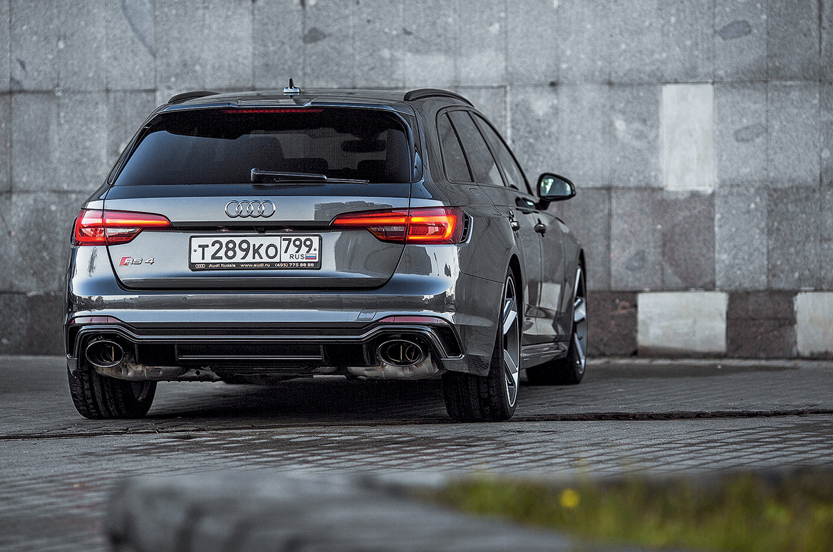 Тест-драйв Audi RS4 Avant: бешенный «сарай»