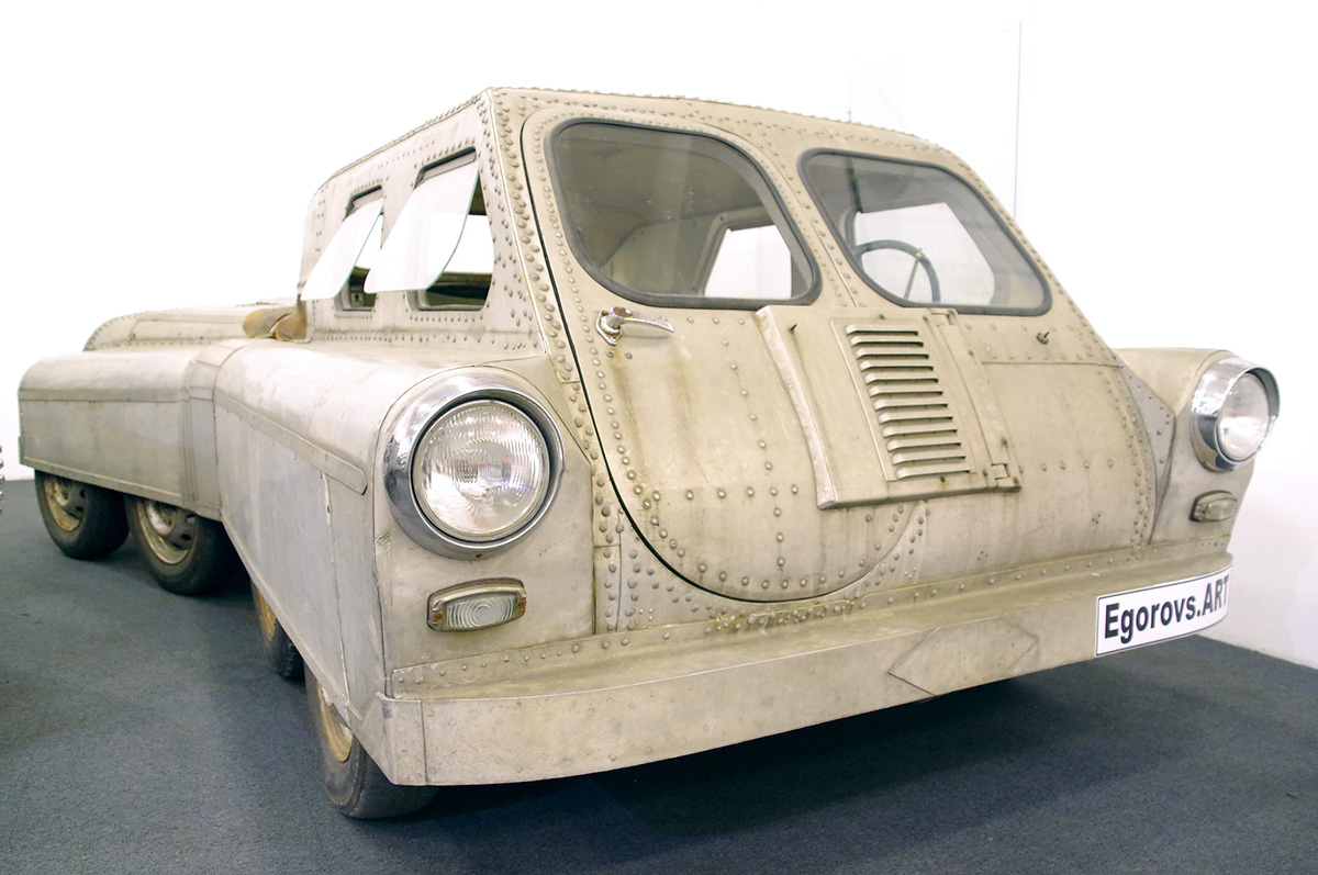 «Олдтаймер-Галерея». Выставка старинных автомобилей и антиквариата