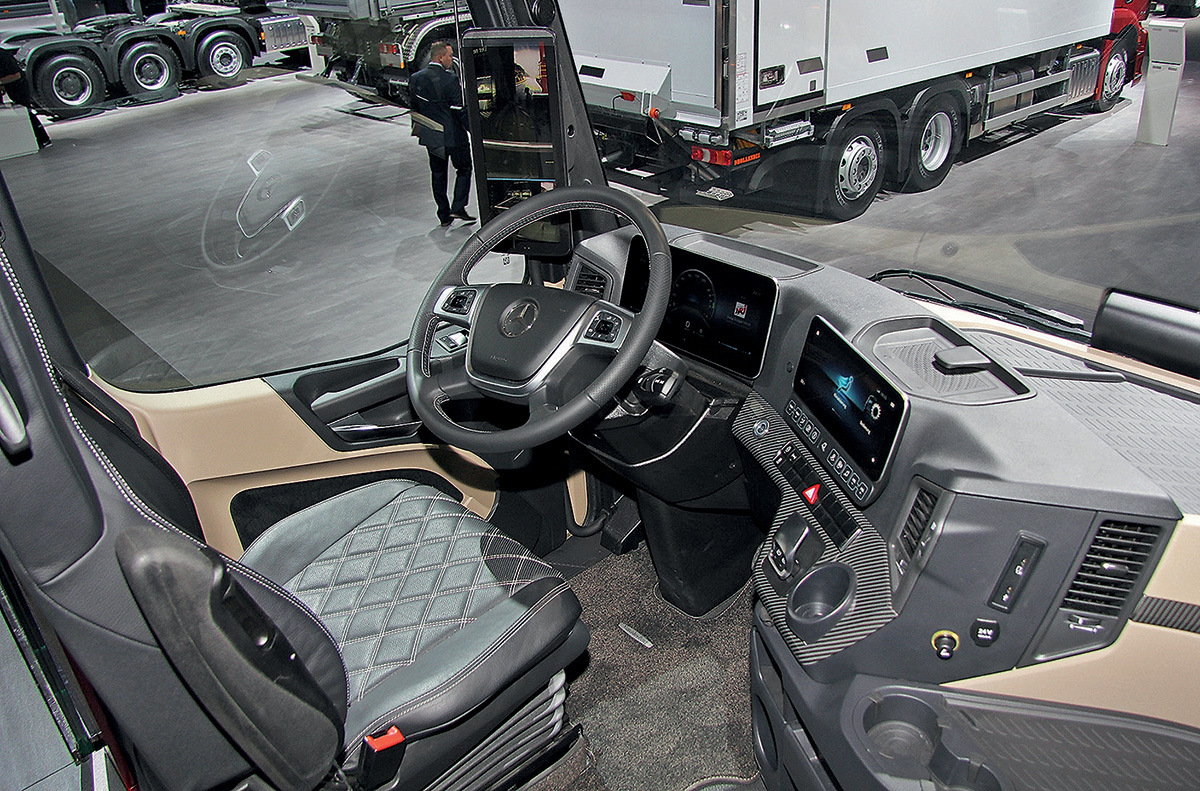 Без зеркал и с автопилотом: чем интересен Mercedes-Benz Actros 5-го поколения