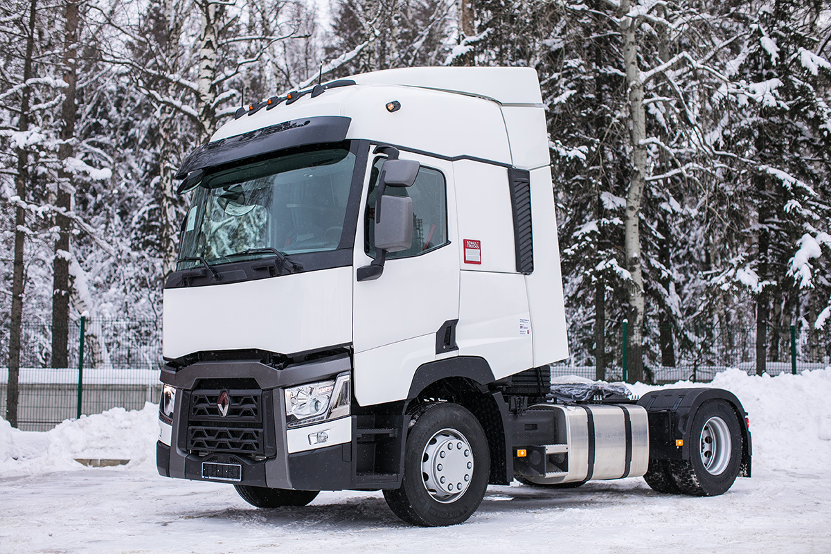 Новые сегменты и эксклюзив: как грузовики Renault бьются за российский рынок