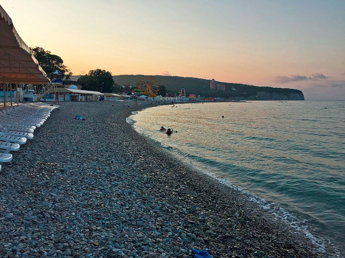 Поехать на Черное море: на пикапе, минивэне и мотоцикле