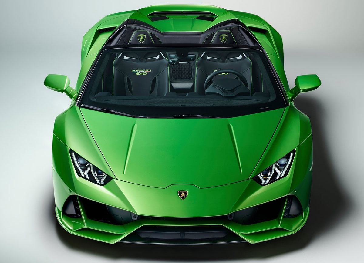 Lamborghini Huracan Evo Spyder: игры на открытом воздухе