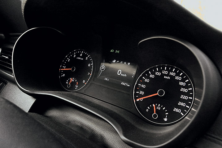 Kia Optima против Toyota Camry. Оптимальный баланс Тест Драйв 