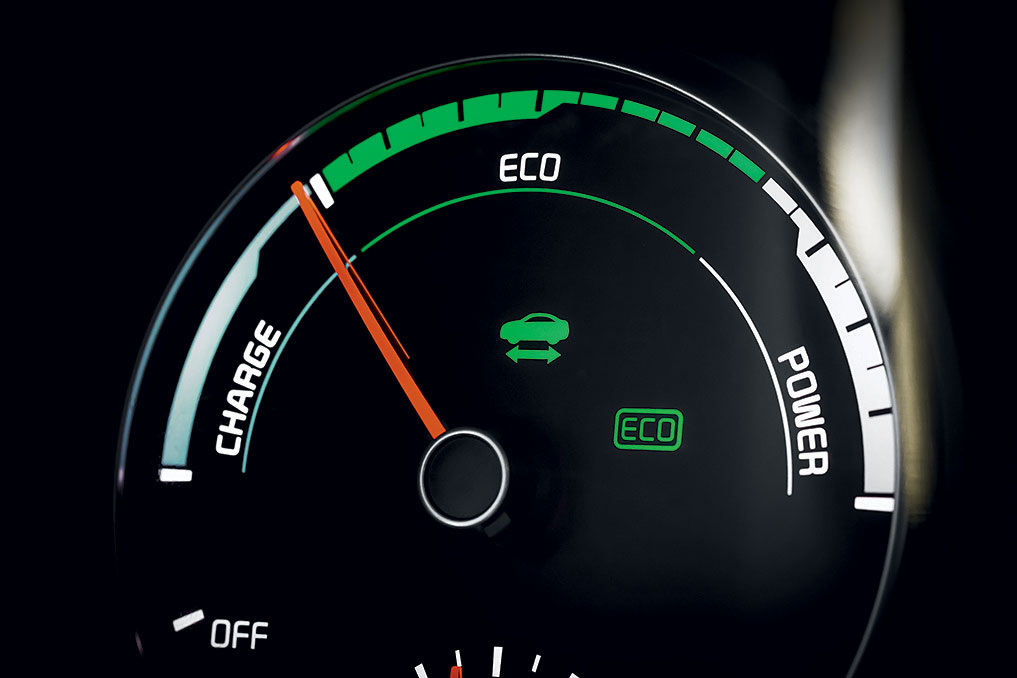 Равнение на экологию: гибриды и электромобили Kia