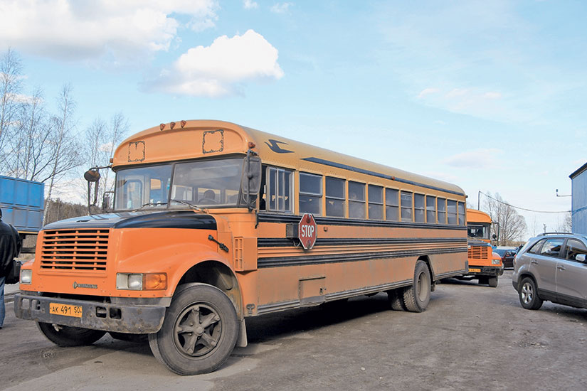 Пассажир с портфелем: школьные автобусы