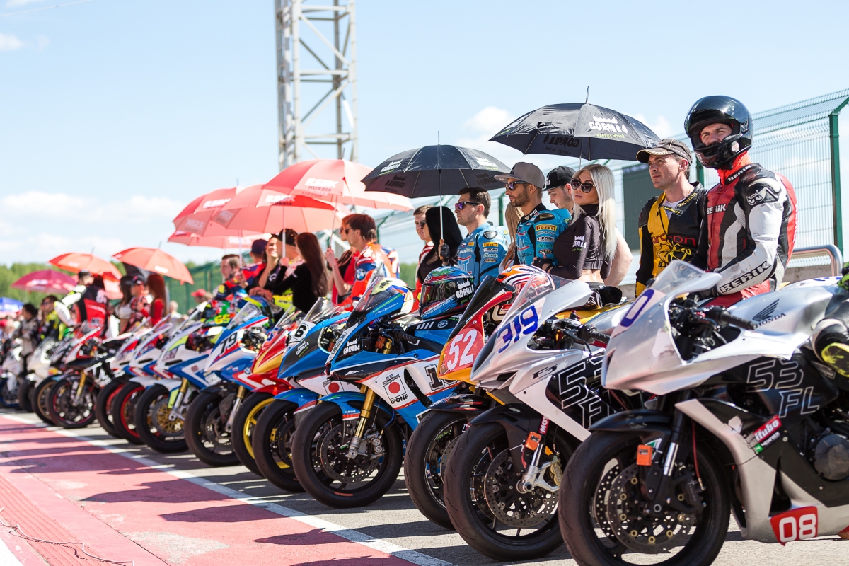 Третий этап RSBK: гонки, девушки, мотоциклы