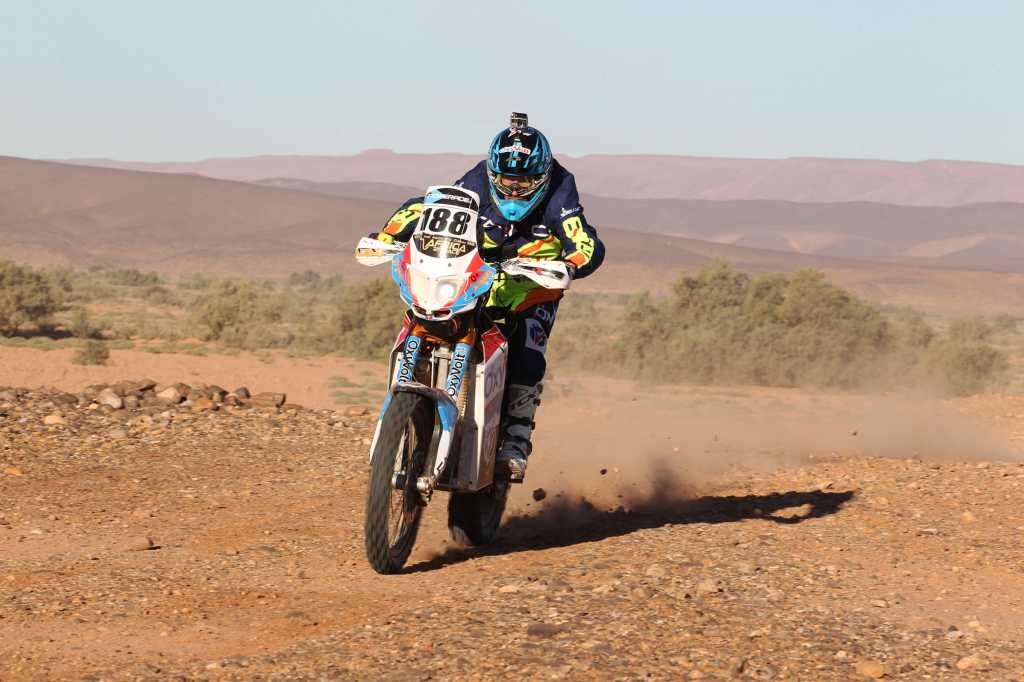 Африка, гонка и русский мотоцикл