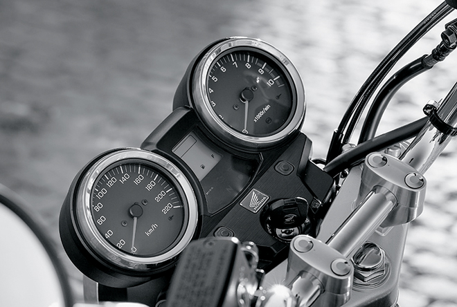 Honda CB1100. Железная ностальгия