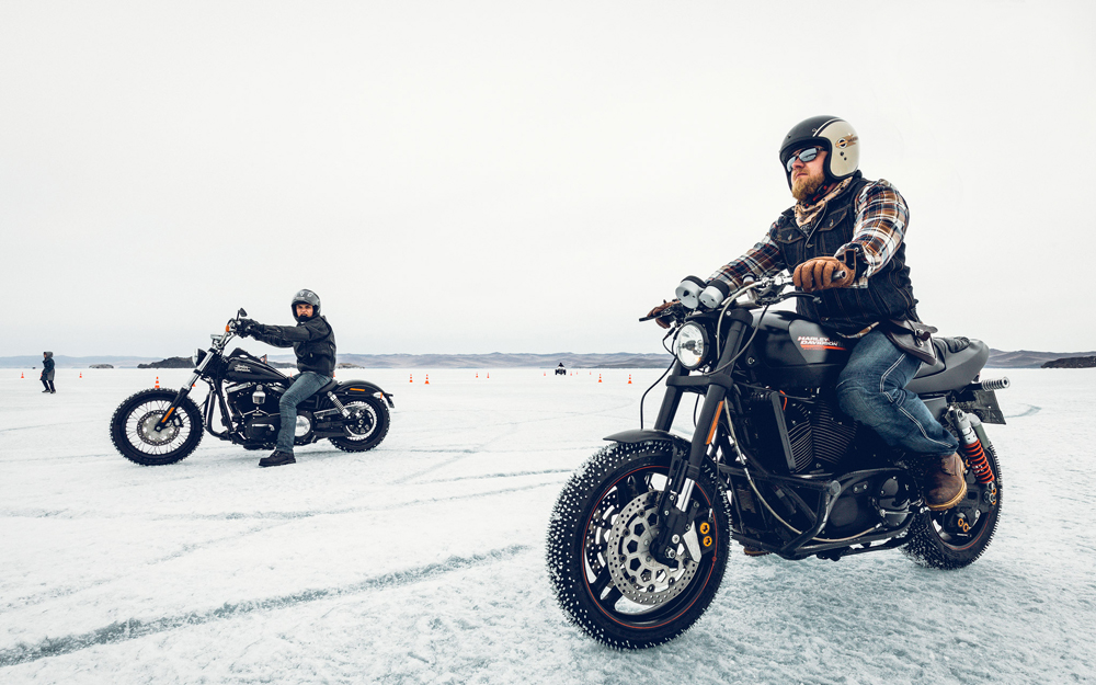 Harley-Davidson на льду: на Байкале прошел первый заезд Baikal Ice Harley Challenge