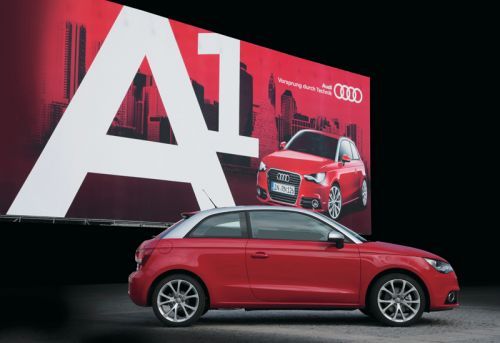 Audi A1 и Audi A8 получили по золотому рулю от Auto Bild