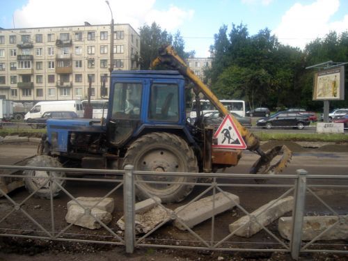 В Администрации Петербурга обсудили программу ремонта дорог на 2010-й год