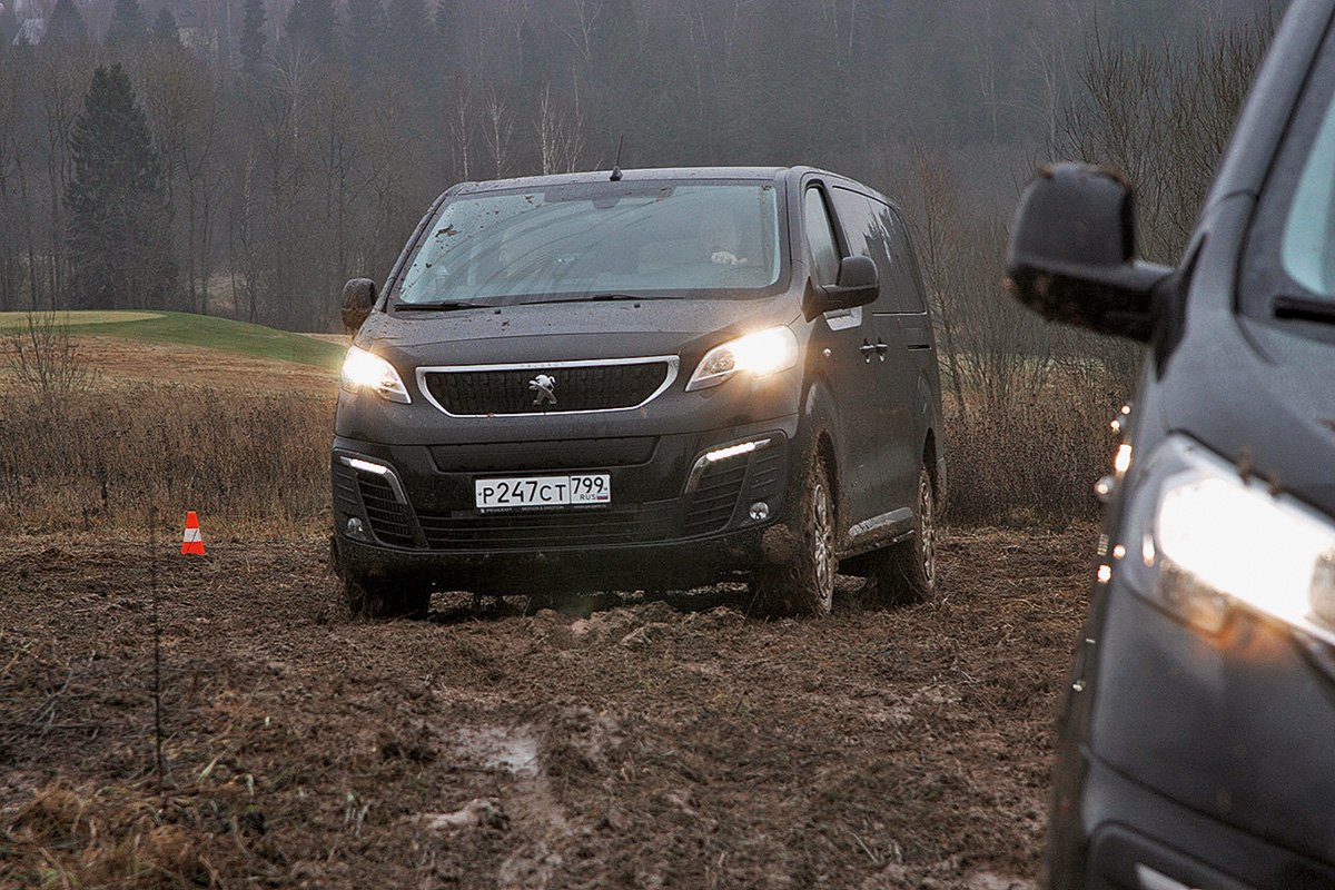 Тест Peugeot Traveller 4х4: французская «буханка» в российской грязи