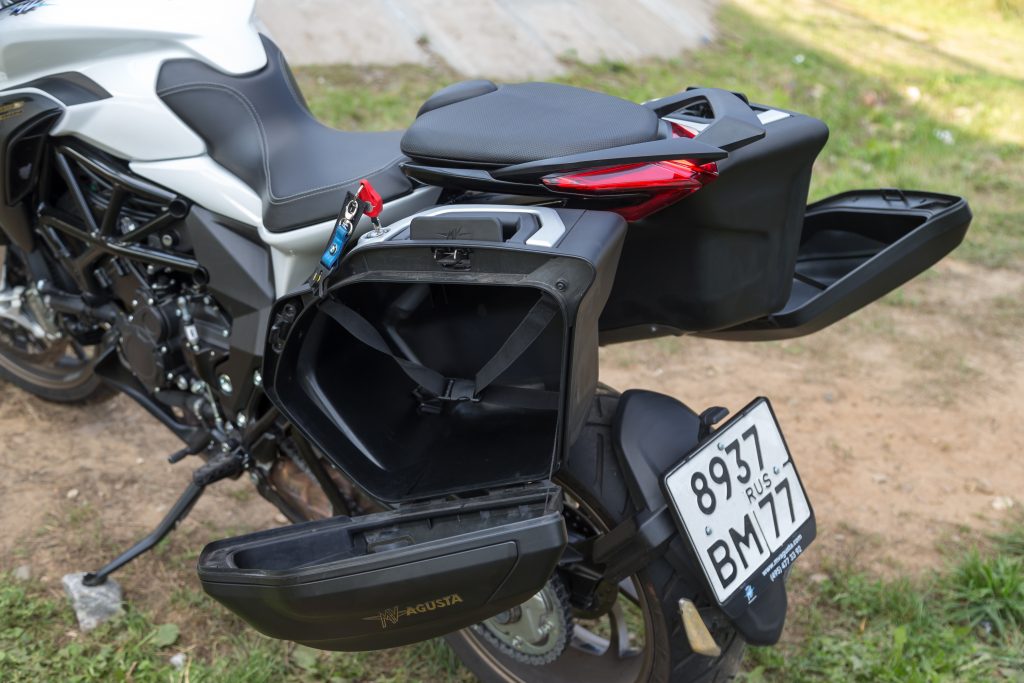 Мотоцикл за 2 миллиона, у которого есть всего два недостатка: MV Agusta Turismo Veloce Lusso 800
