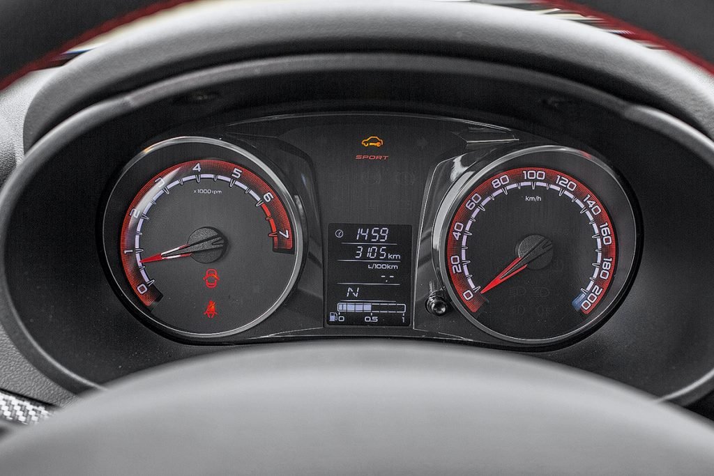 Datsun on-Do против Lada Granta Drive Active. Выбираем бюджетный седан с автоматом