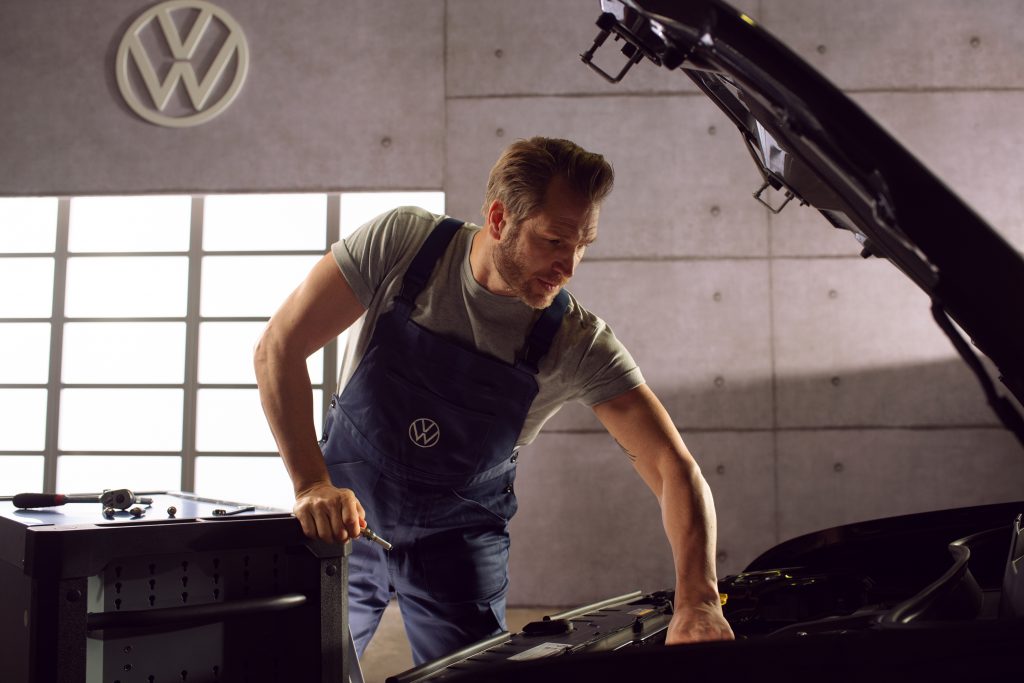 Как обслуживать Volkswagen в условиях пандемии: гарантия, перепробег, ремонт, запчасти и другие вопросы
